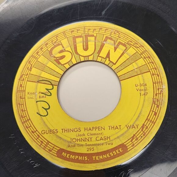 Johnny Cash Guess Things Happen That Way Come In Stranger 45 RPM Vinyl Record - Picture 4 of 4